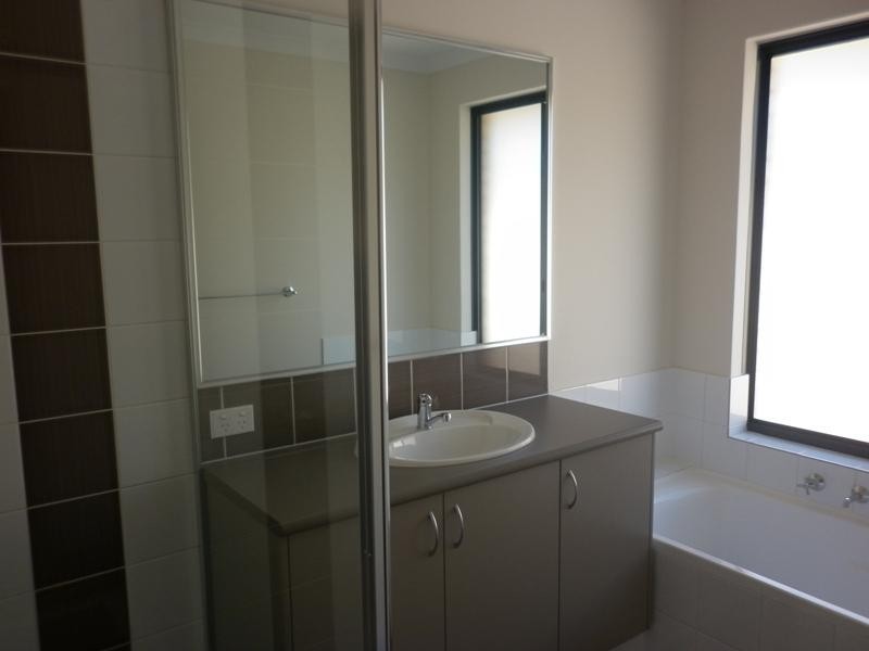 41 Geographe Bay Pass, Secret Harbour WA 6173