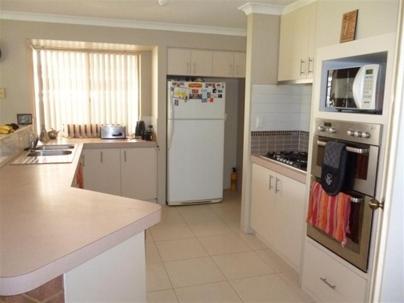 5 Brushbox  Way, Huntingdale WA 6110