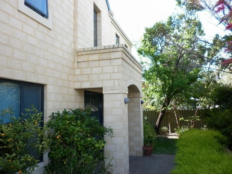 23 Brockway Rd, Claremont WA 6010