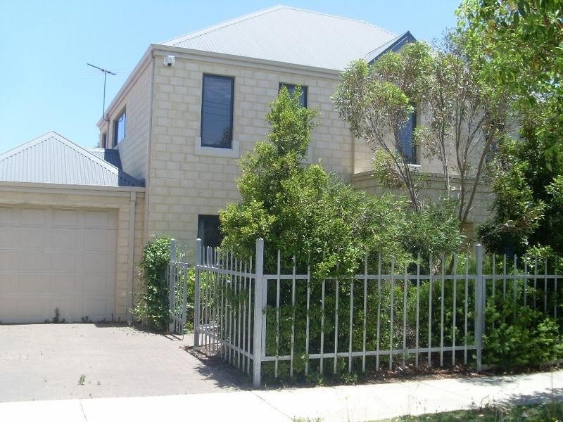 23 Brockway Rd, Claremont WA 6010
