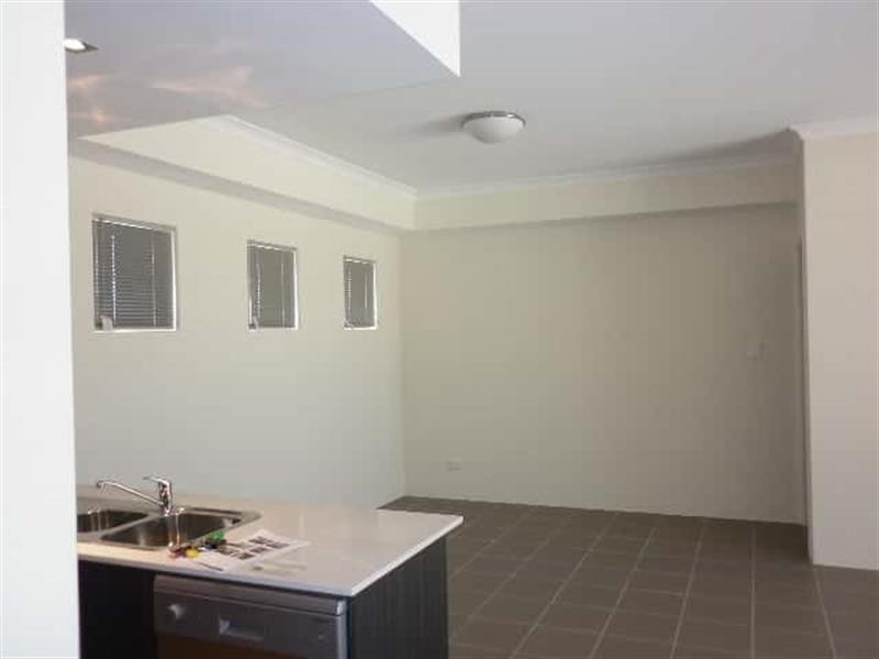 12/65 WESTSIDE APARTMENTS Pwy, Ellenbrook WA 6069