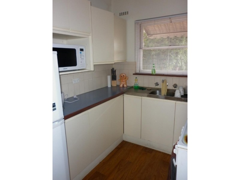 3/216 Swan St, Yokine WA 6060