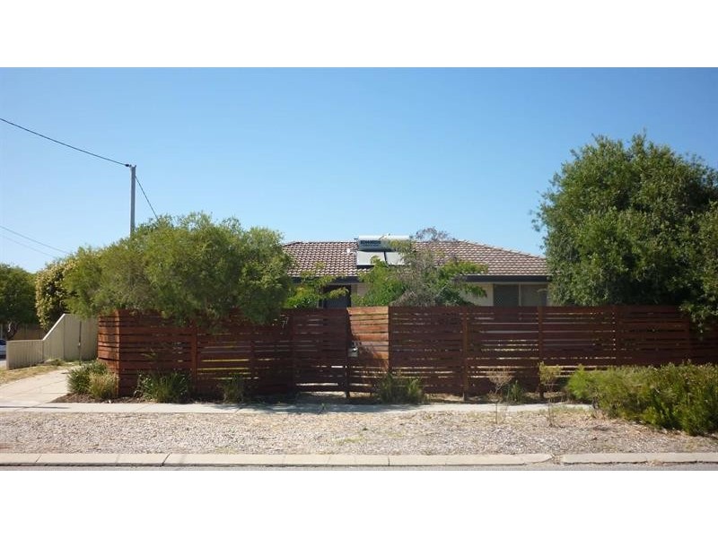77  Gibbs St, East Cannington WA 6107