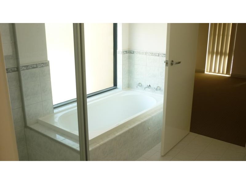 306 Belmont Ave, Kewdale WA 6105