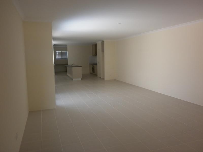 6 Saunton Way, Ridgewood WA 6030