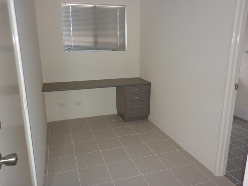 6 Saunton Way, Ridgewood WA 6030