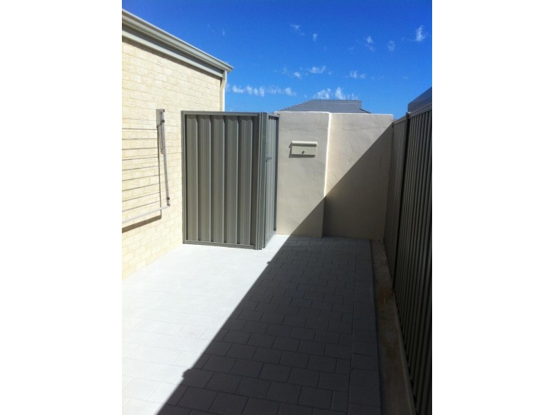 313 Benenden  Ave, Alkimos WA 6038