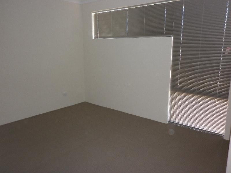 7 Helmsley Pkwy, Alkimos WA 6038