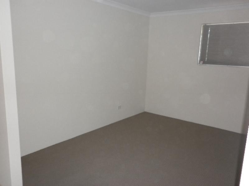 7 Helmsley Pkwy, Alkimos WA 6038