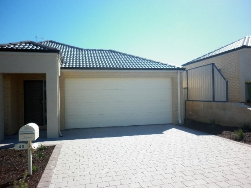 40  Highland Cres, Meadow Springs WA 6210