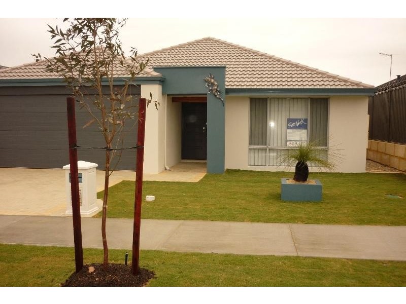 41 Alhambra Pkwy, Landsdale WA 6065