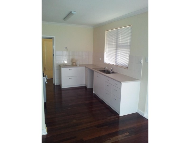 84 Carlista Ave, Calista WA 6167