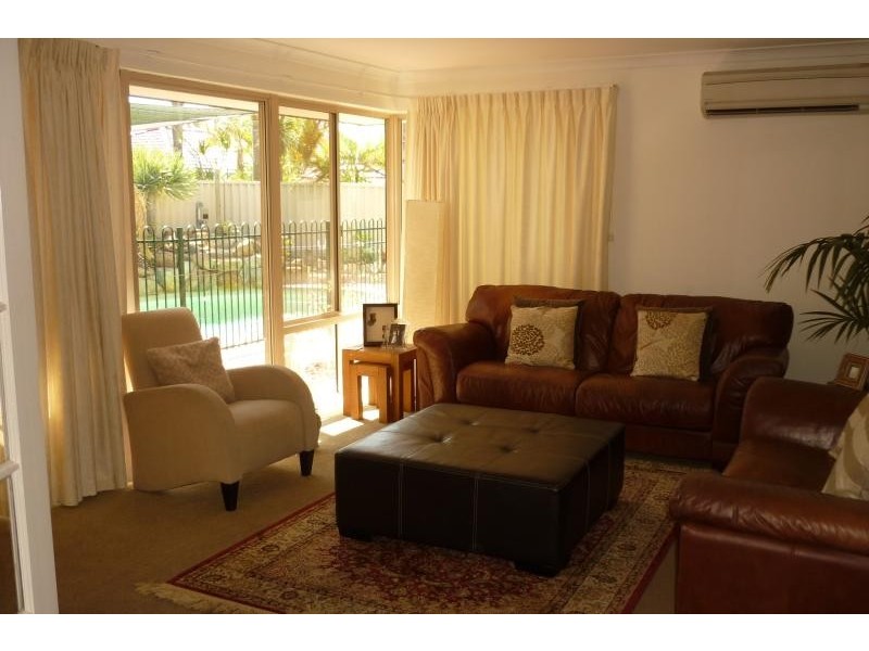 109 Chichester  Ave, Woodvale WA 6026