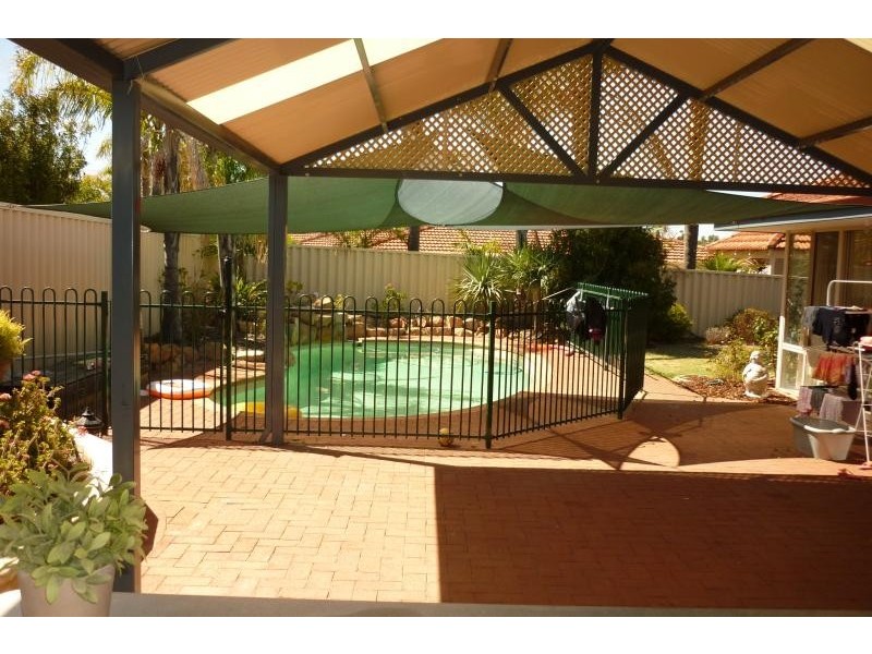 109 Chichester  Ave, Woodvale WA 6026