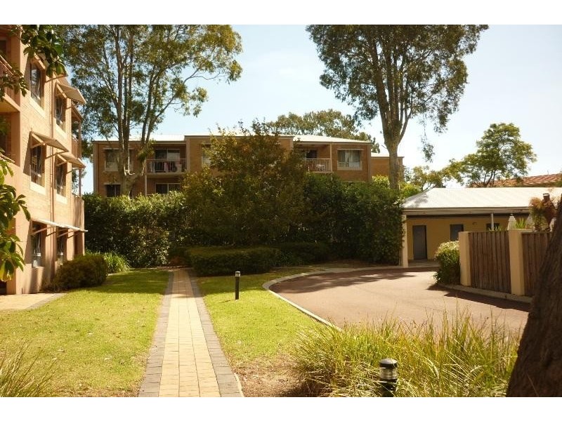 29/15 Friar John Way, Coolbellup WA 6163