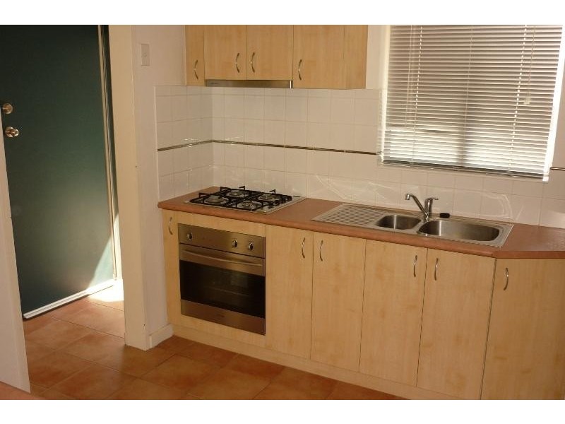 29/15 Friar John Way, Coolbellup WA 6163