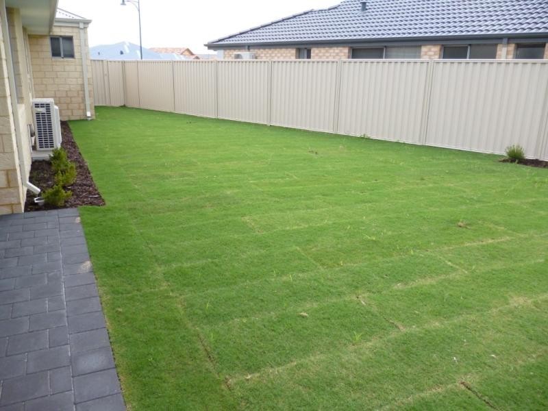 17  Kirra St, Secret Harbour WA 6173