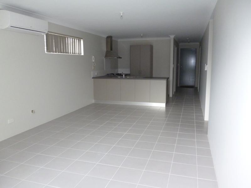 36/148-152  Railway Pde, Queens Park WA 6107