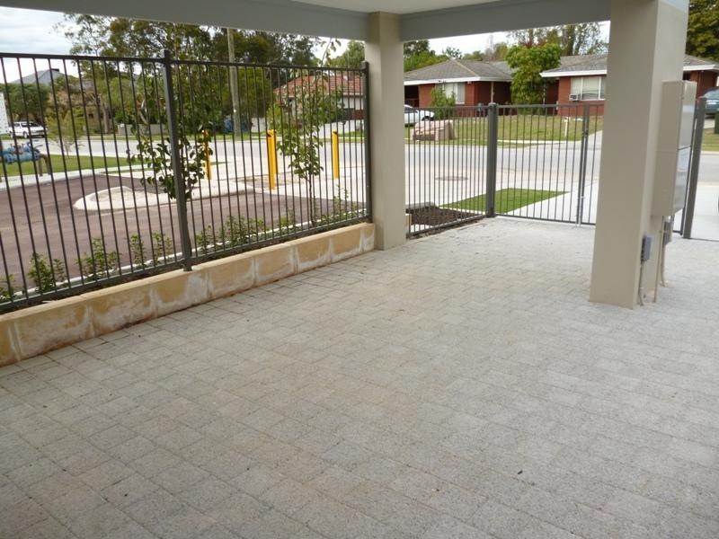 36/148-152  Railway Pde, Queens Park WA 6107