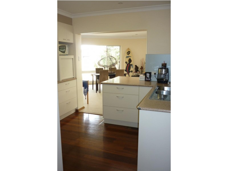 15 Castle  Rd, Woodlands WA 6018