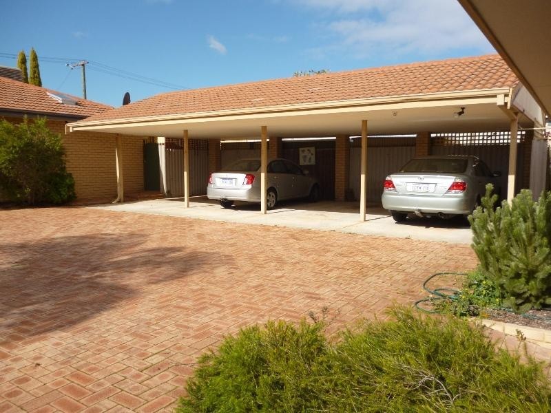 4/3 Collier Ave, Balcatta WA 6021