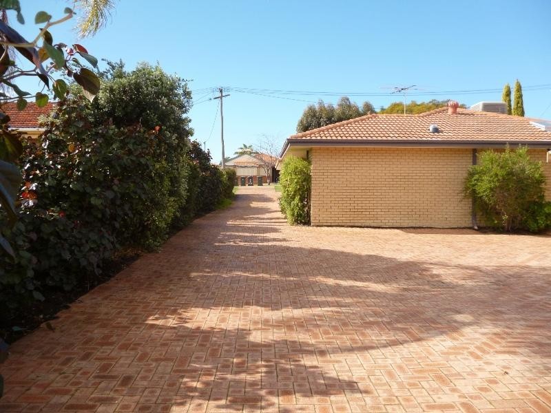 4/3 Collier Ave, Balcatta WA 6021