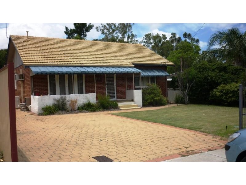 185 Treasure Rd, Queens Park WA 6107