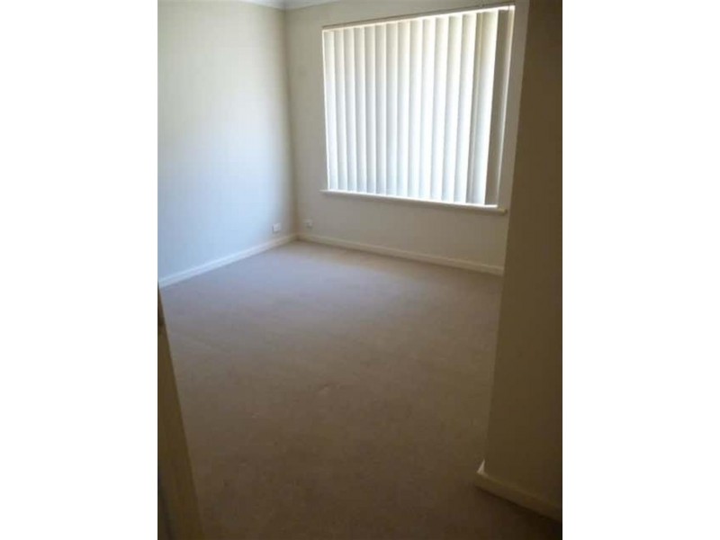 8 Noosa  Wk, Merriwa WA 6030