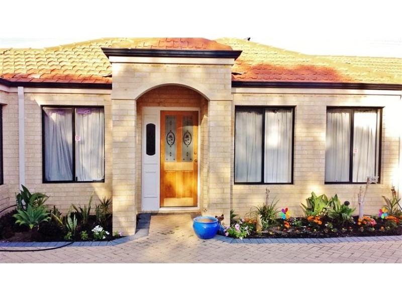 C/2 Nollamara  Ave, Nollamara WA 6061