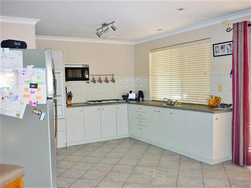 2 Jarrah Ct, Beechboro WA 6063