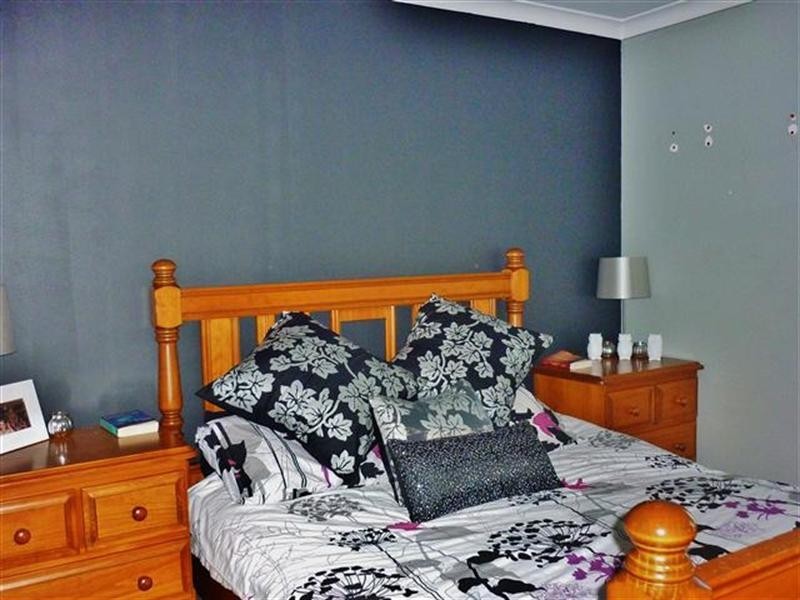 2 Jarrah Ct, Beechboro WA 6063