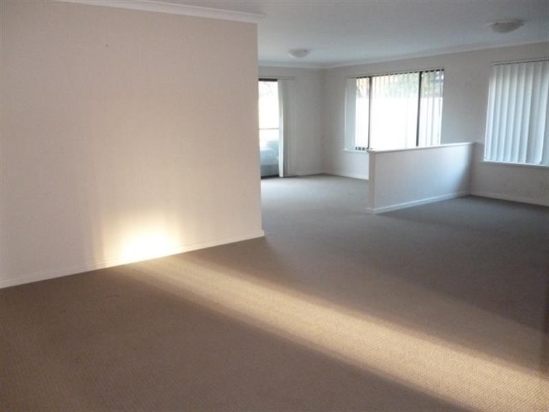 12/19 Rede St, Gosnells WA 6110