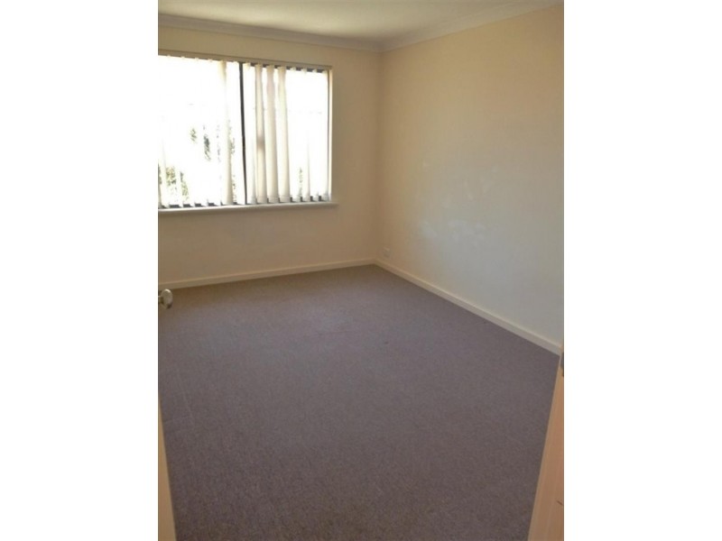 188 Shreeve Rd, Canning Vale WA 6155