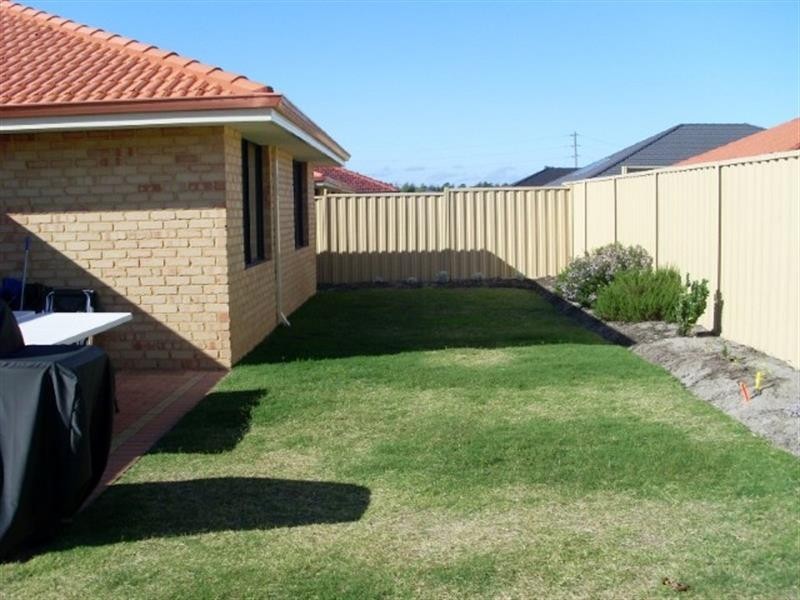 188 Shreeve Rd, Canning Vale WA 6155