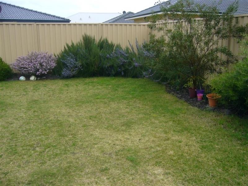 188 Shreeve Rd, Canning Vale WA 6155