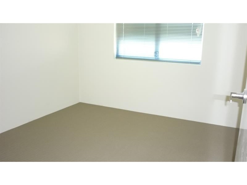 38 Highland Cres, Meadow Springs WA 6210