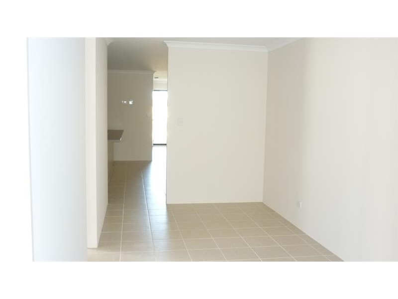 38 Highland Cres, Meadow Springs WA 6210