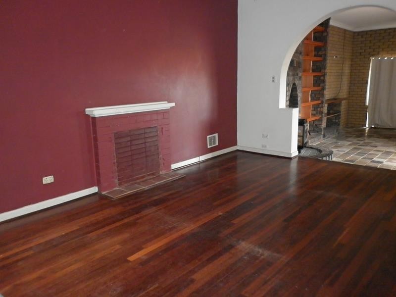 21 Berrigan Dr, Nollamara WA 6061