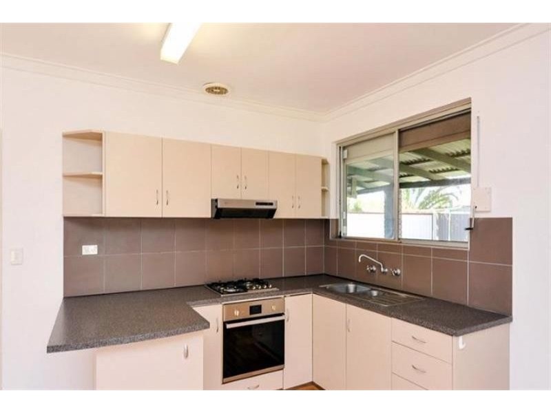 1 Manuel Cres, Redcliffe WA 6104