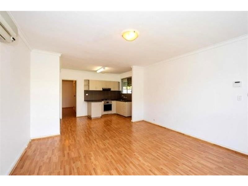 1 Manuel Cres, Redcliffe WA 6104