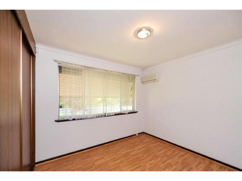 1 Manuel Cres, Redcliffe WA 6104
