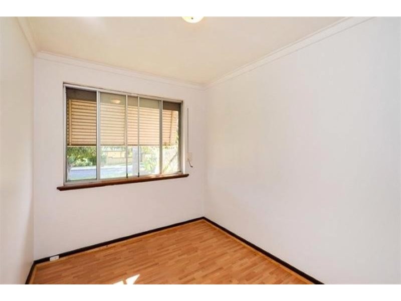 1 Manuel Cres, Redcliffe WA 6104