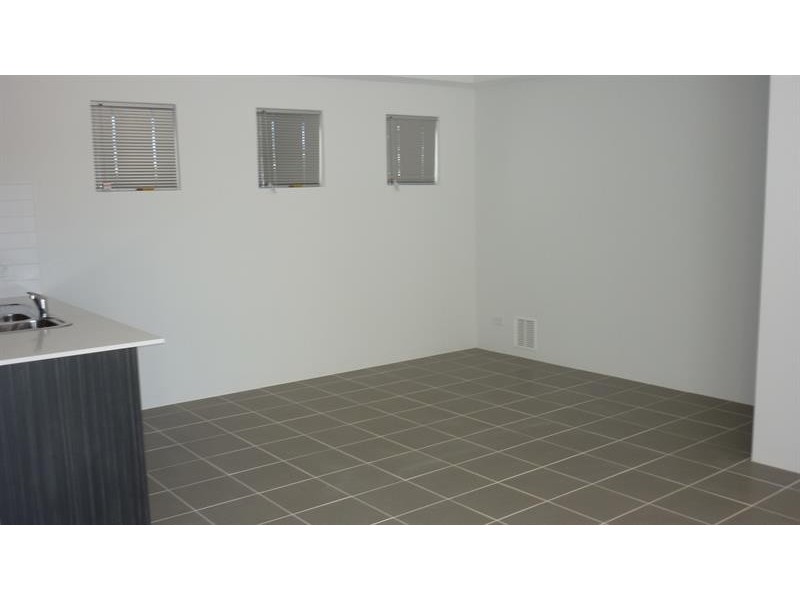 1/69 The Parkway Pkwy, Ellenbrook WA 6069