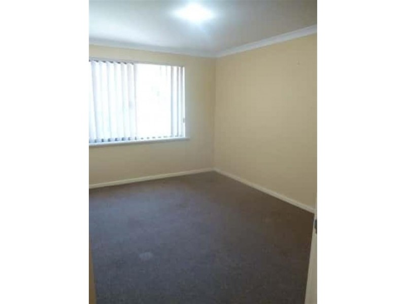 45 Canna Dr, Canning Vale WA 6155