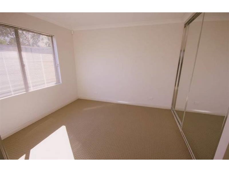 21D Loughton Way, Balga WA 6061