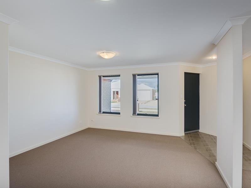 51 Giglia Dr, Sinagra WA 6065