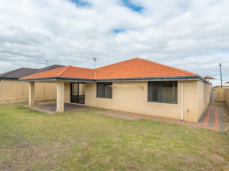 51 Giglia Dr, Sinagra WA 6065