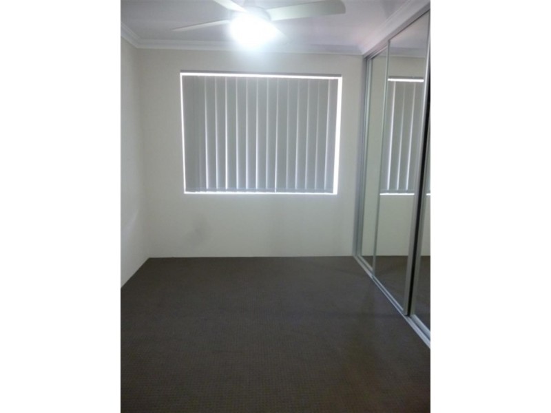 2/20 Smythe St, Rockingham WA 6168