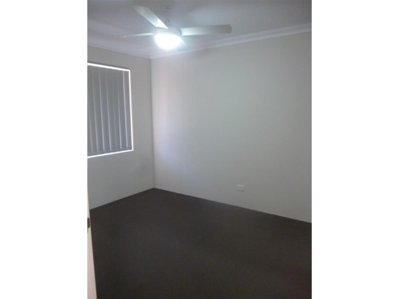 2/20 Smythe St, Rockingham WA 6168