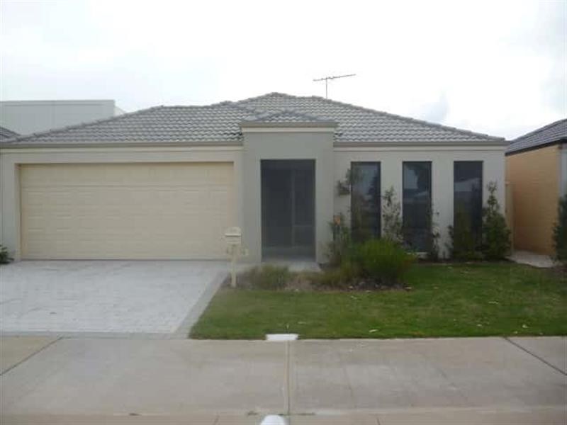 16 Illyarrie Ave, Falcon WA 6210